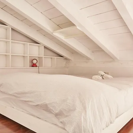 Апартаменты Il Terrazzino - Loft With Terrace And View - With Elevator - Милан